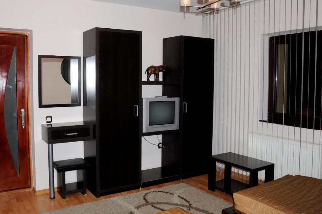 Pension Ambiance Ясси Номер фото